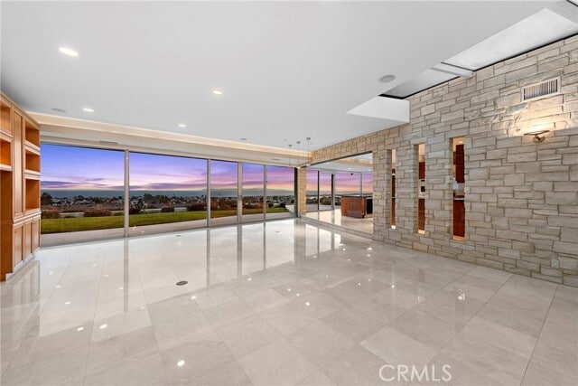 2801 Setting Sun Dr