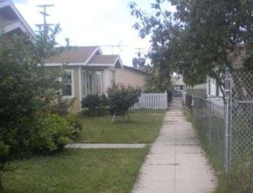 Building Photo - 7122B, 7122D Hood St.