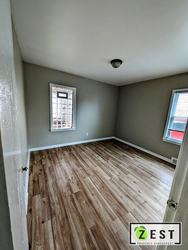 Photo - Charming brick bungalow