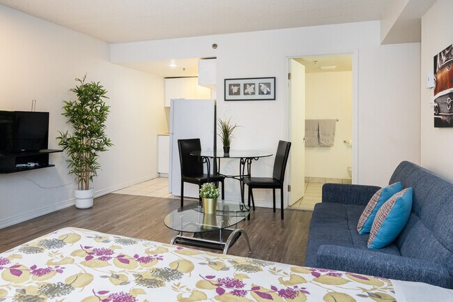 Photo - 67 Rue Charlotte Unit ID1261763P