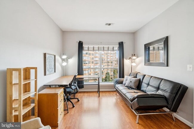 Photo - 4550 Strutfield Ln Apartment Unit 2424