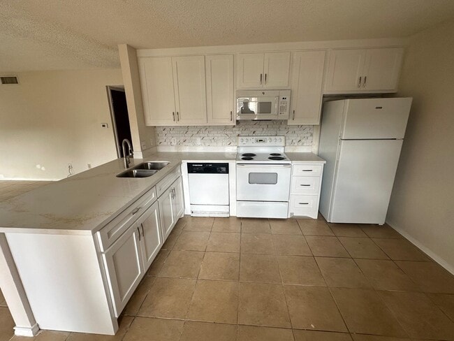 Photo - 109 Shannon Cir