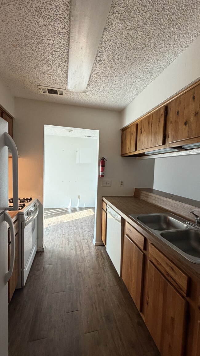 Kitchen - 4502 Brown Bark Pl Unit #A