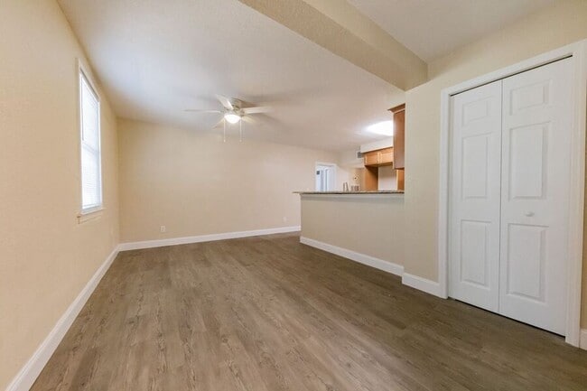 Photo - 638 W Central Ave