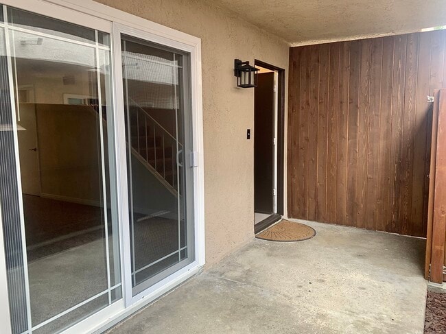 Entry patio