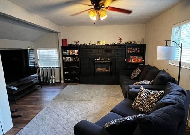 Photo - 126 N 1150 W