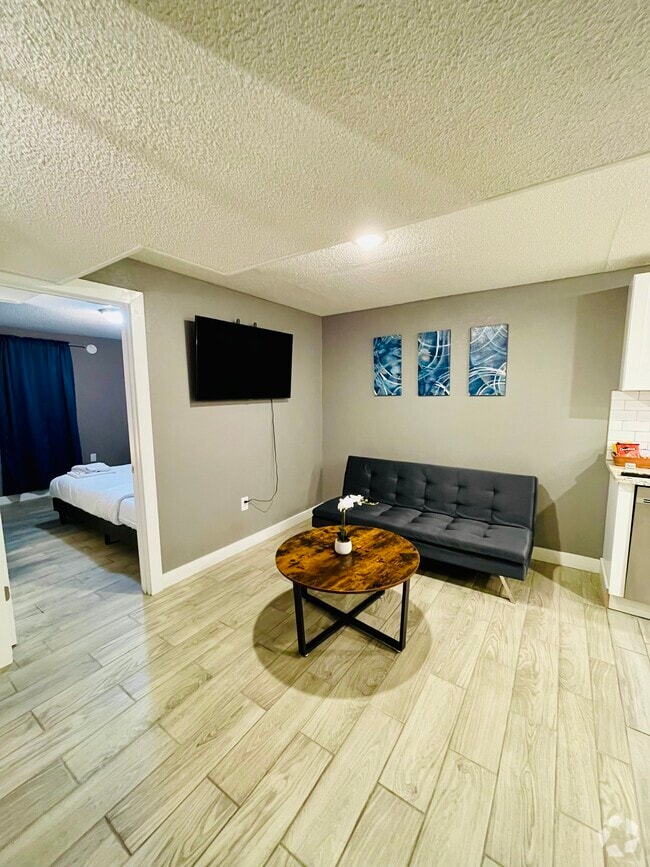 Building Photo - 6980 Ruth Way Unit Fully Furnished 2-Bedroom Rental