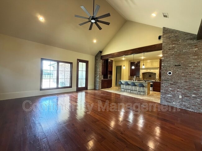 Photo - 1532 Berwick Bend