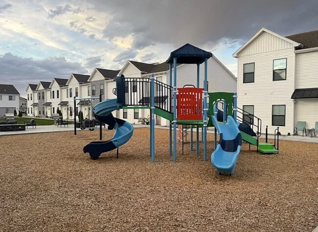 Photo - 2966 Huntshire Ave