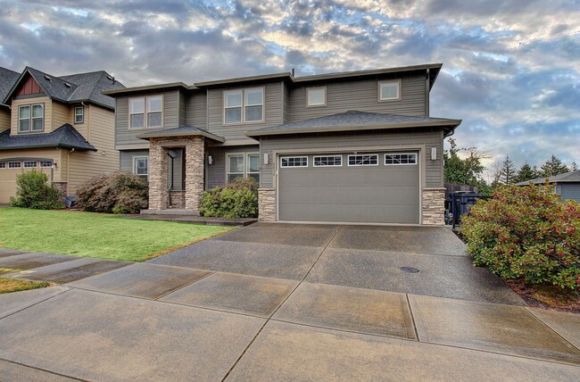 Photo - STUNNING CAMAS NORTH HILLS 4 BR, 3.5 BATH ...