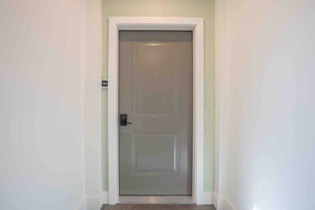 Building Photo - 517 18th St