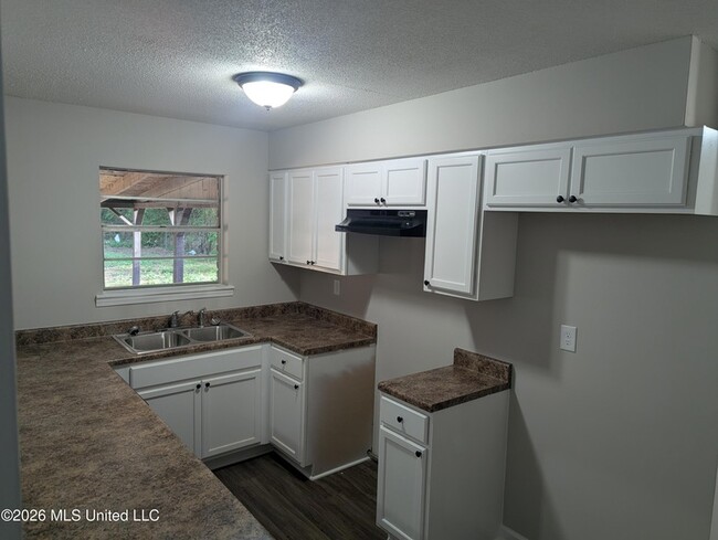 Photo - 2628 Hillcrest Dr