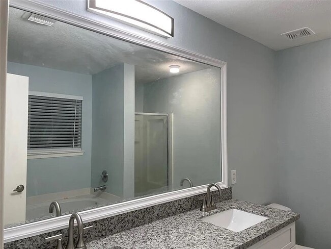 Photo - 6310 Hall Pond Ct