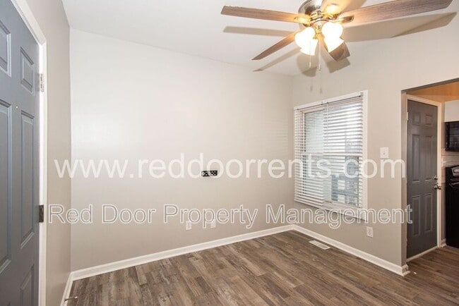 Photo - 1329 E Market St Unit 3