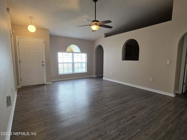 Photo - 3584 Alec Dr