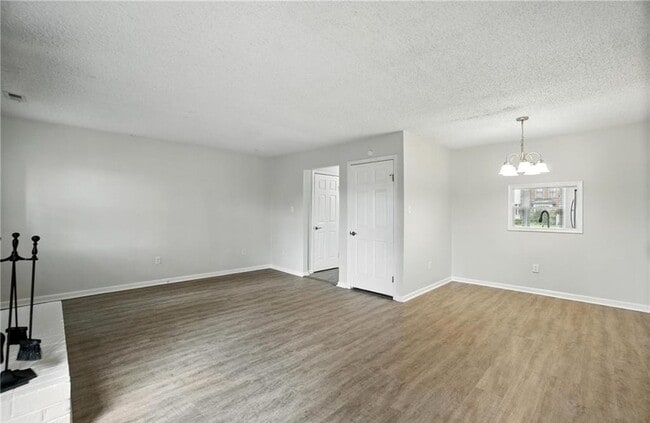 Photo - 2333 Meadows Landing