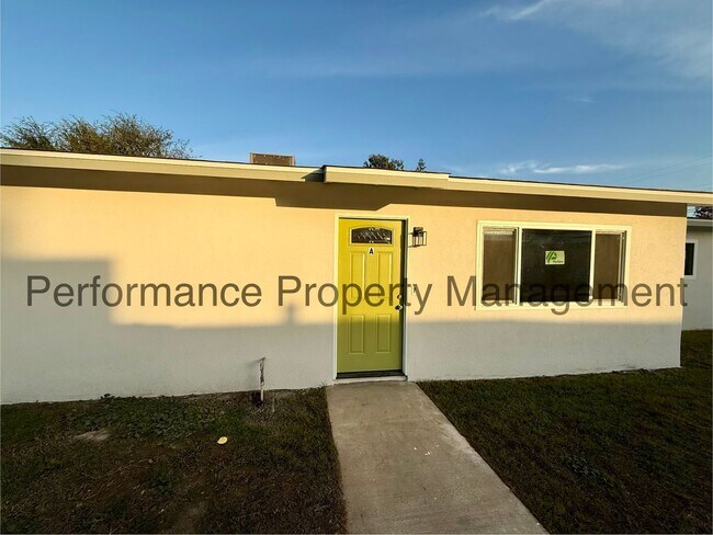 Photo - 3401 Squire Ln Unidad A