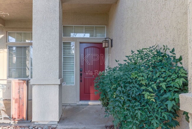 Photo - 2326 Carriage Dr