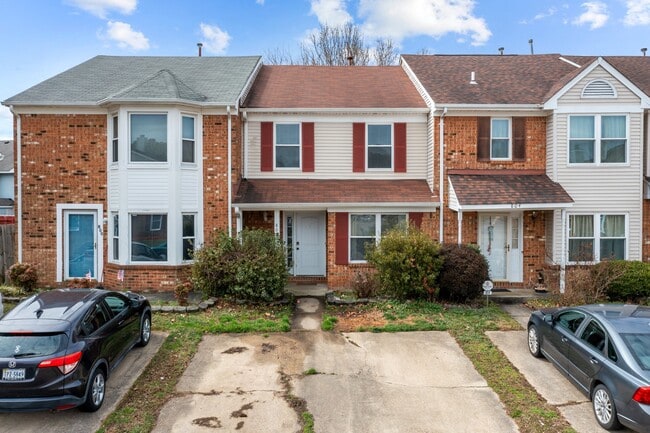 Photo - 802 Nottaway Dr