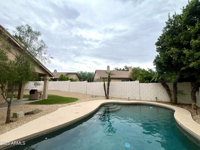 Photo - Ready for Lease