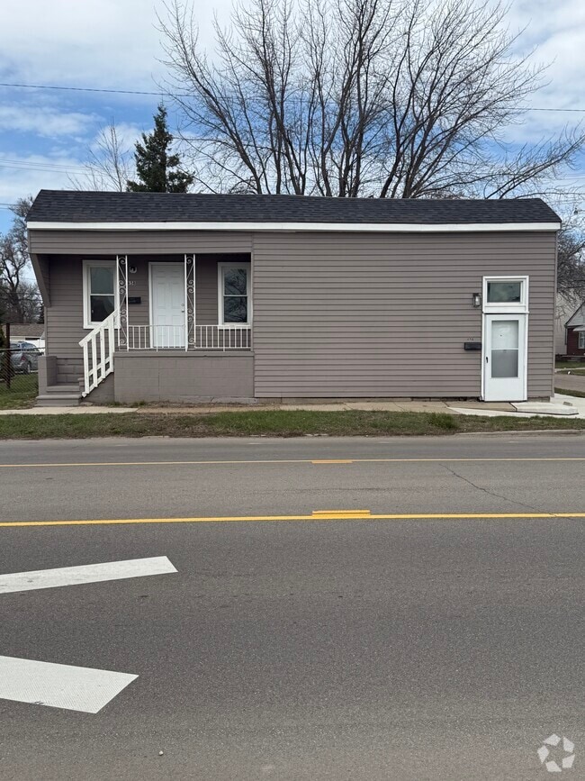 Building Photo - 654 Ford Ave Rental