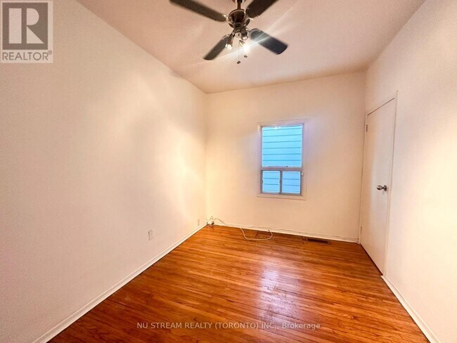 Photo - 135 Kenwood Ave