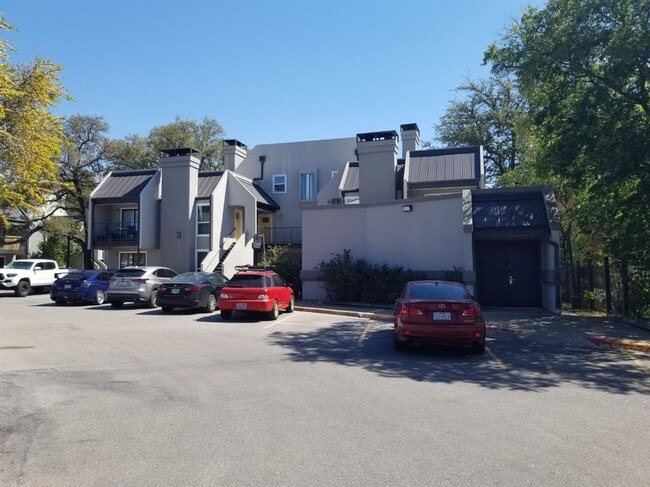 Photo - 935 La Posada Dr Unidad 232