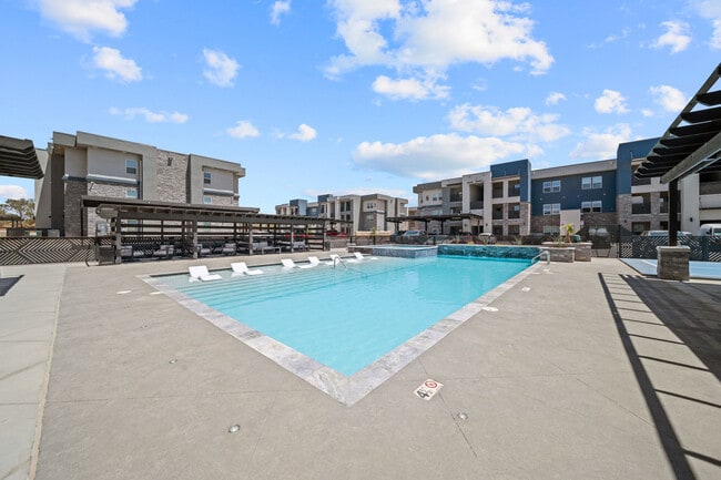 Photo - Retreat at Eastlake