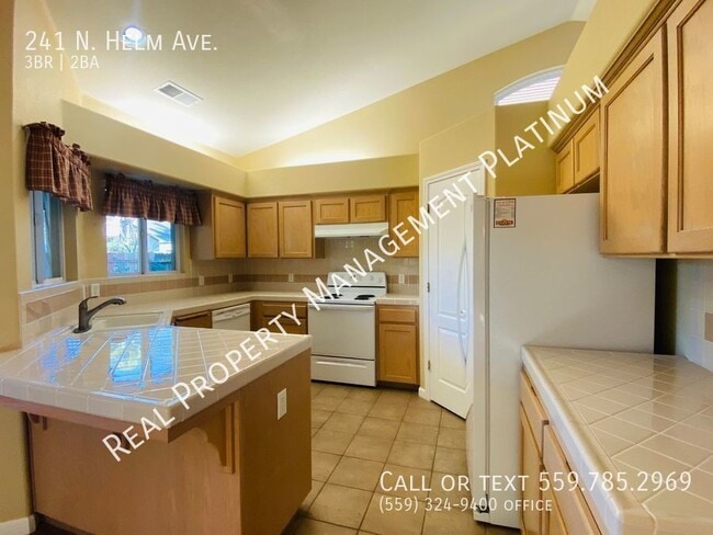 Photo - 241 N Helm Ave