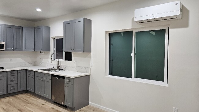 Photo - 1506 W Anahurst Pl