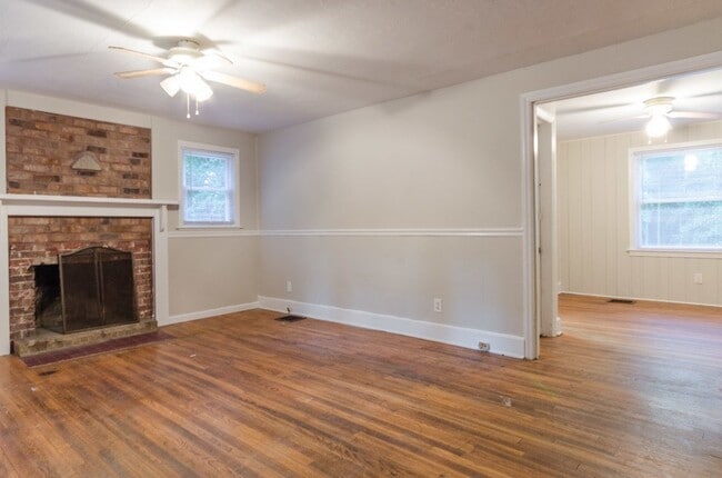 Photo - 1233 Cheshire Ave