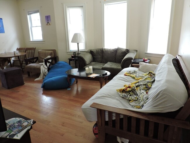 Photo - 74 Brooks St Apartments Unit 1