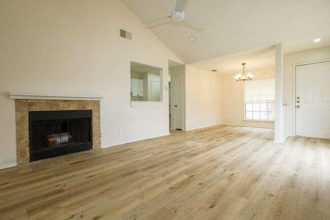 Photo - Woodlake ~ 2 Bedroom Duplex