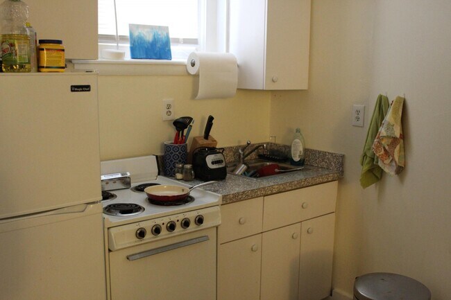 Photo - 70 Queensberry St