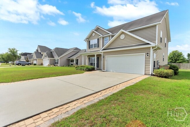 Photo - 255 Red Oak Dr