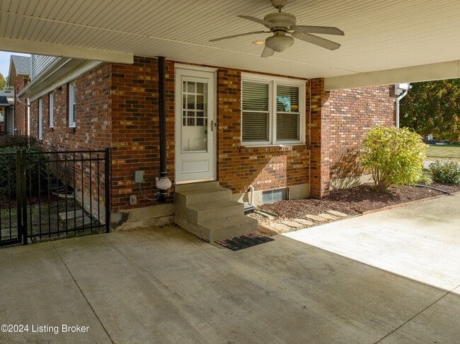 Photo - 9903 Welshpool Ct