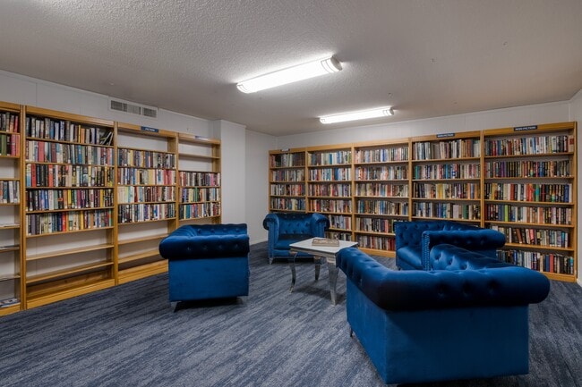 Photo - Esplanade at City Park