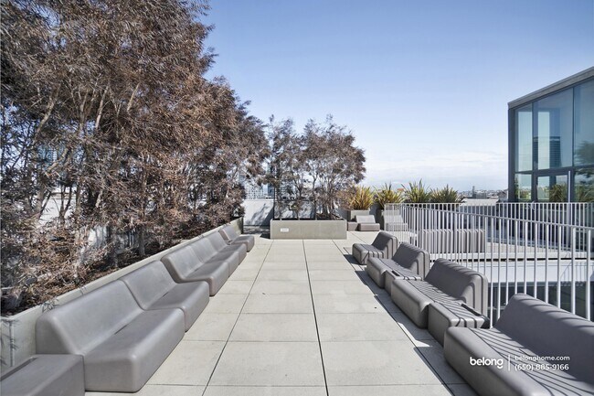 Photo - 8 Octavia St Unidad 708