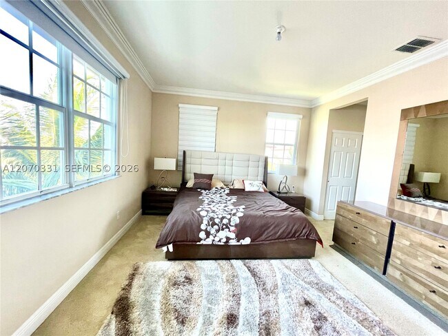 Photo - 2833 SW 119th Way