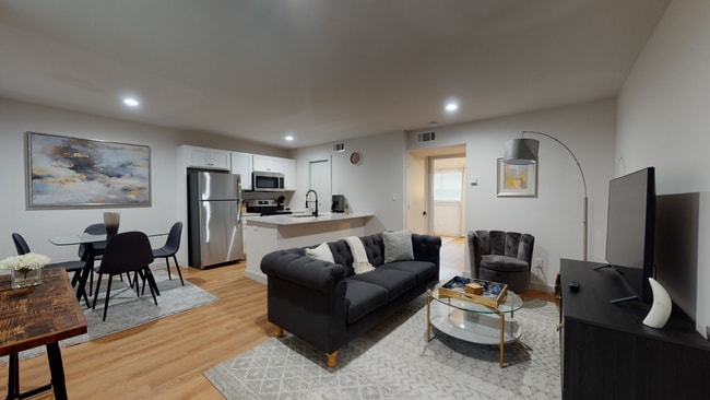 Building Photo - Hoskins 90 at Bishop Ridge Rental