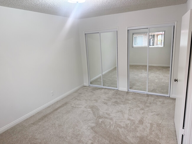 Photo - Vanderbilt West