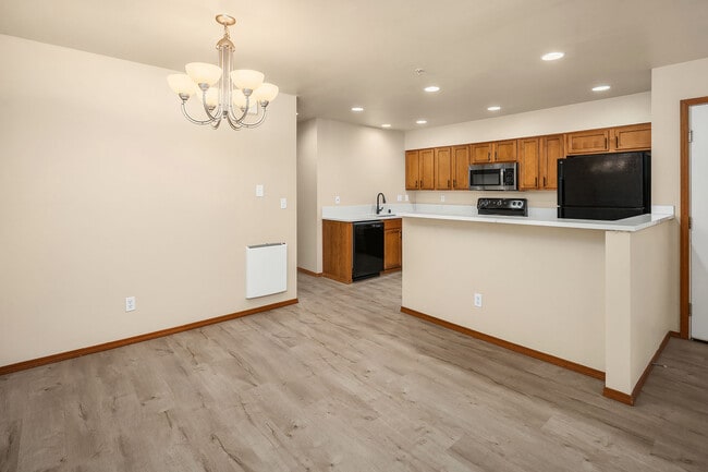 Photo - Chelsea Court Apartments