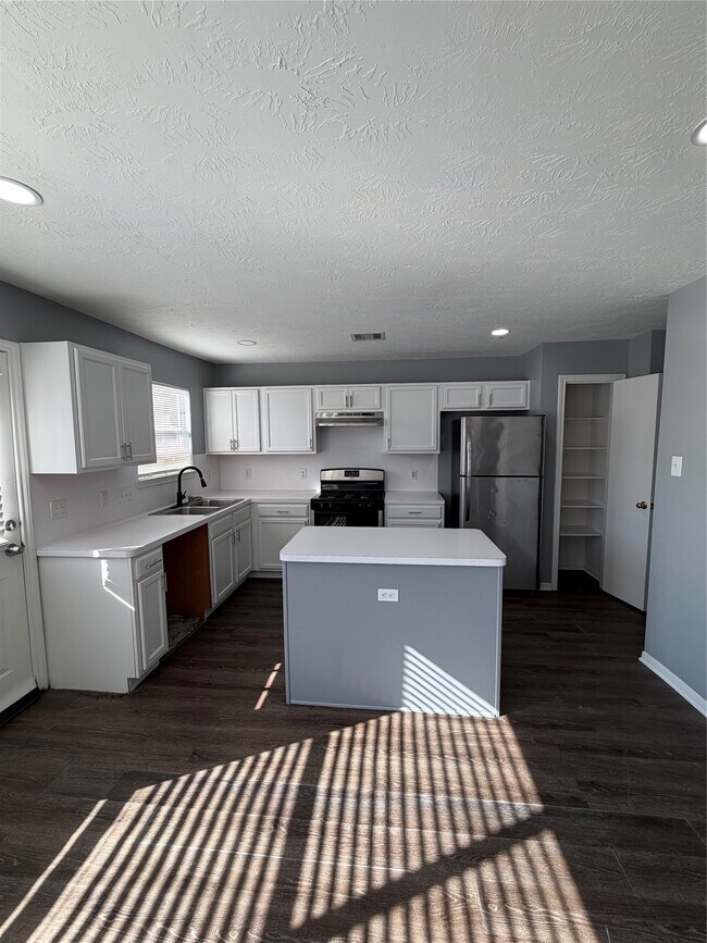 Photo - 4623 Mi Castillo Ct