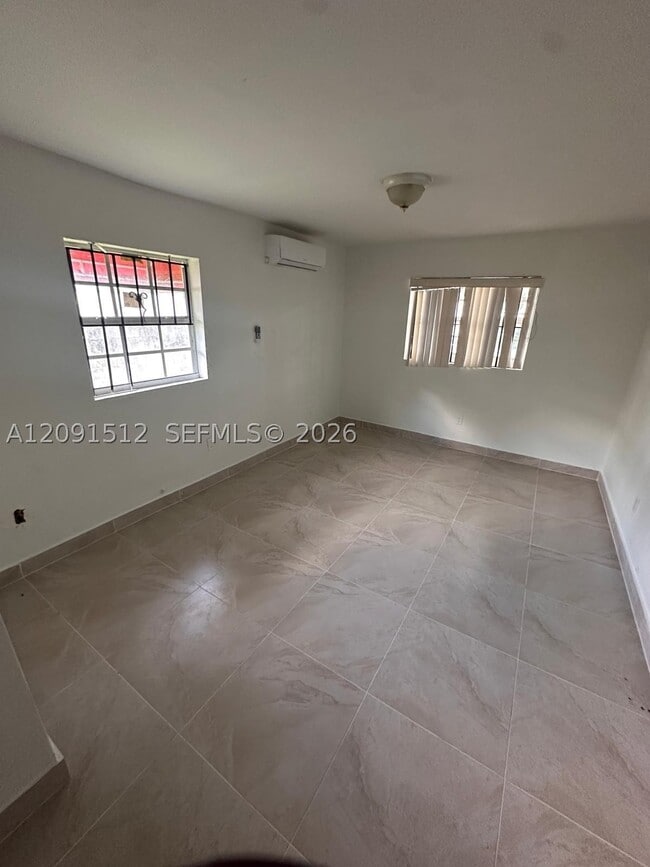 280 NW 100th St
