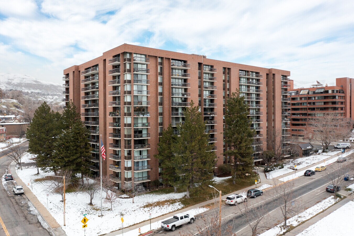 Photo - Canyon Road Towers Condominiums