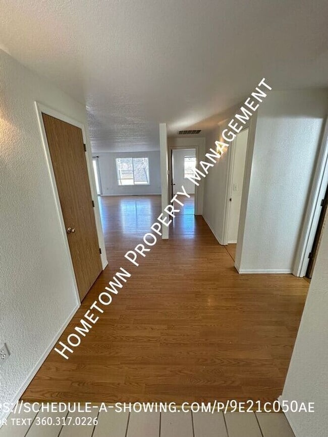 Photo - 16124 Vancil Loop SE