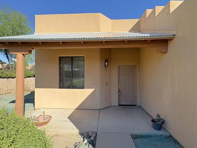 Photo - Great eastside location on cul-de-sac Four...