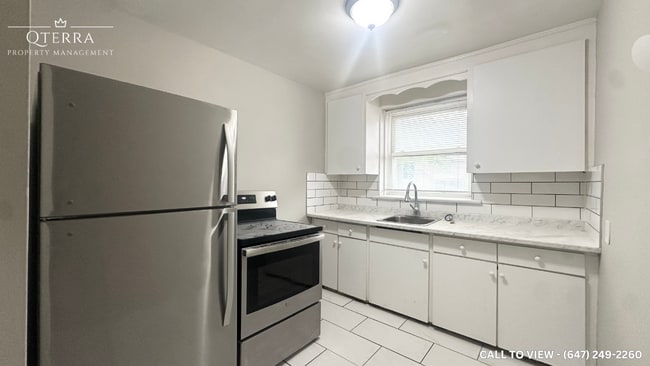Photo - 1007 Adelaide St N
