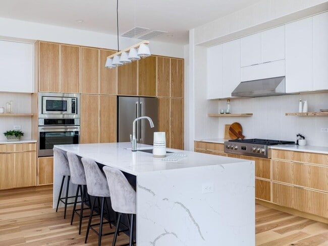 Photo - 1109 W Oltorf St