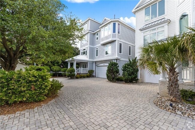 Building Photo - 882 W Ocean View Ave Rental